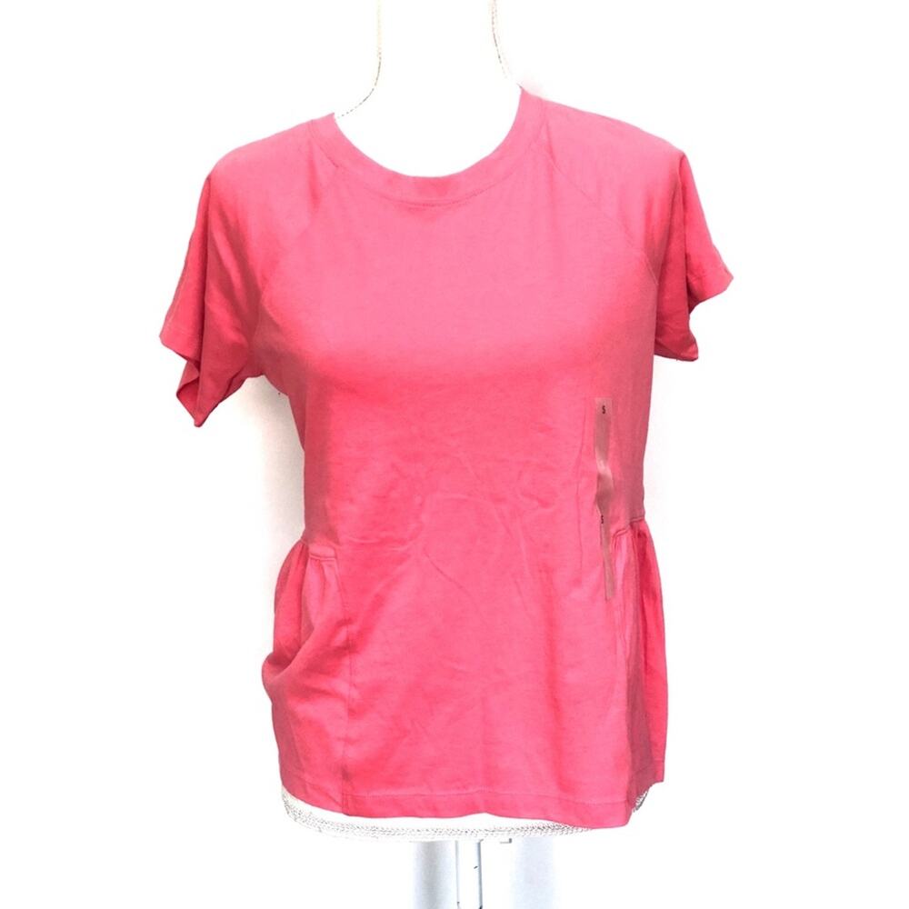 0095 NWT CALVIN KLEIN Crew Neck Coral T-shirt